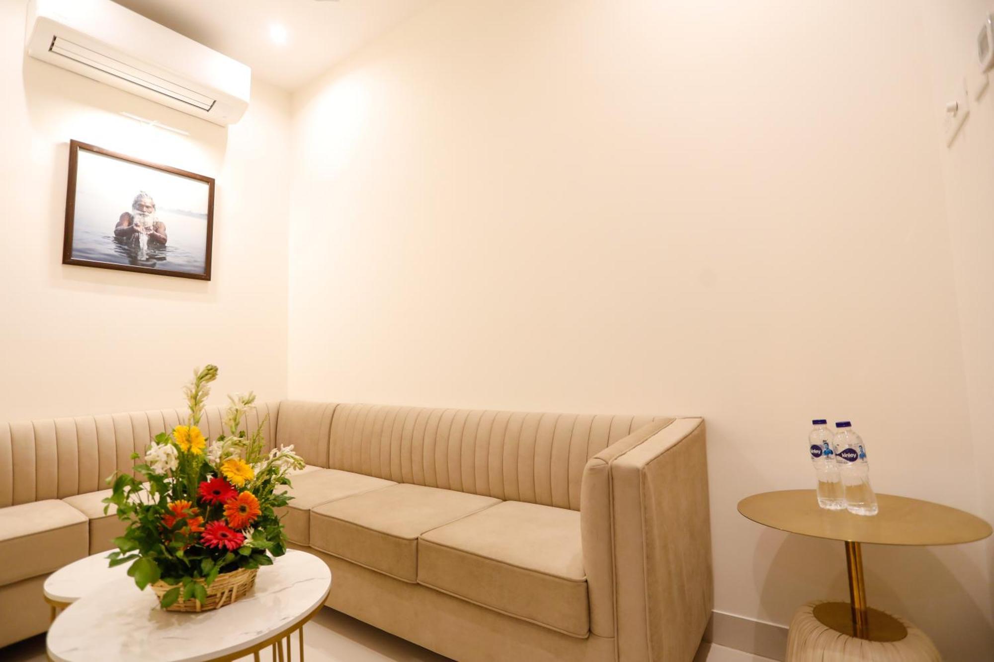 Hotel Dolphin International Варанасі Екстер'єр фото