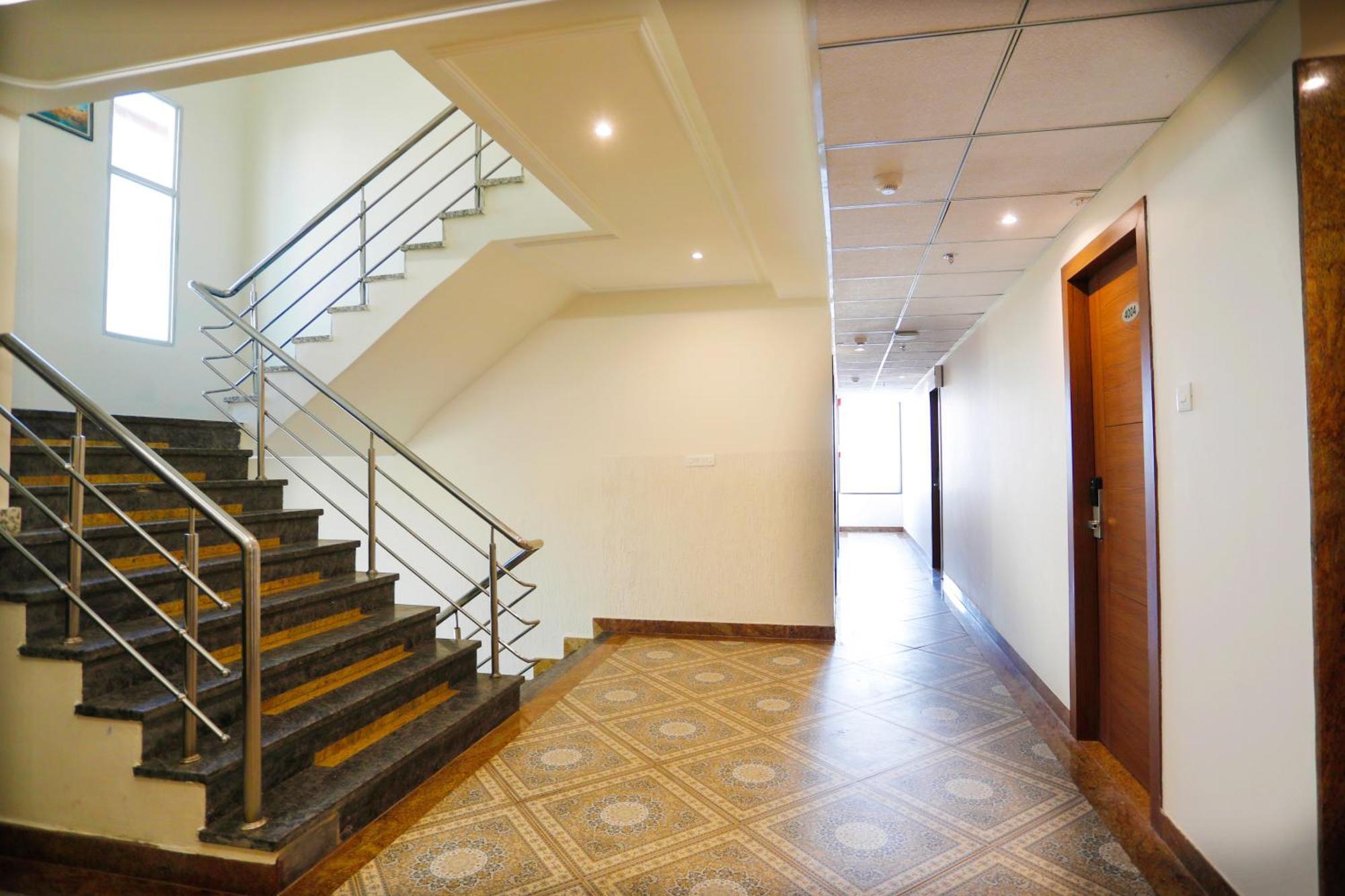 Hotel Dolphin International Варанасі Екстер'єр фото